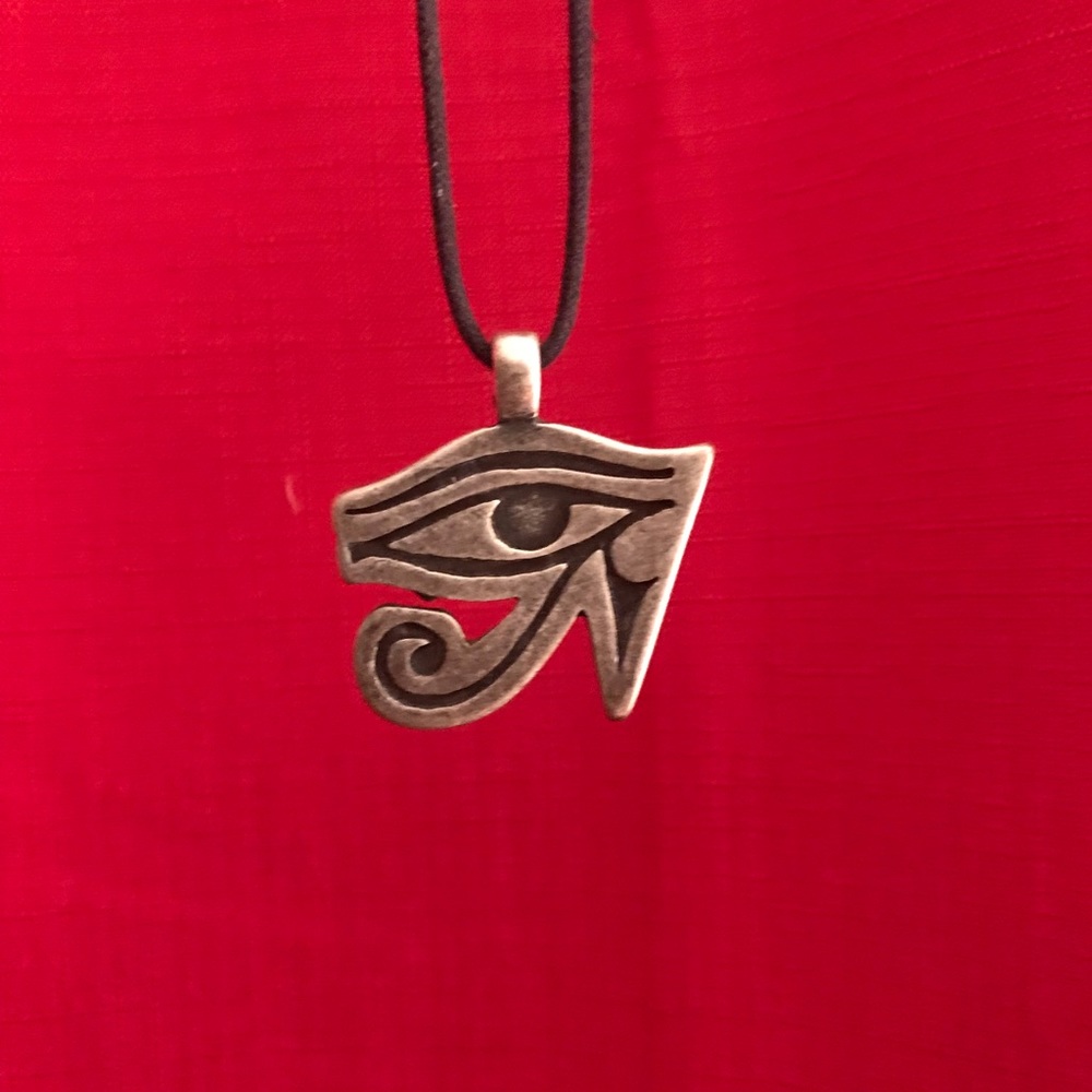 EYE OF HORUS NECKLACE WITH CORD